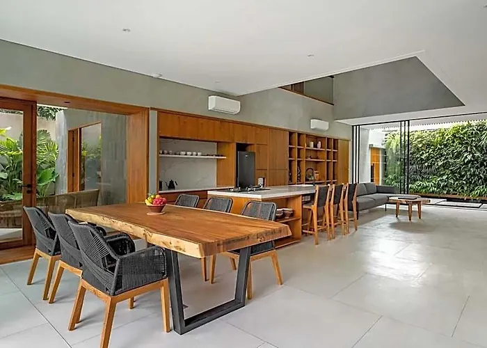 Villa The Frame Combines Modern Design With Nature. Pererenan