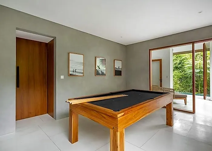 别墅 The Frame Combines Modern Design With Nature.